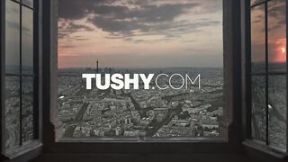 A szőrös muffos Tori Black análszexe