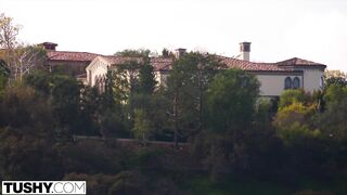 Félvér spanyol csajszi tövig szereti