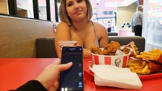 KFC-be leszívatva és megrakva