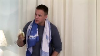Orosz tini kisasszony és a két káró