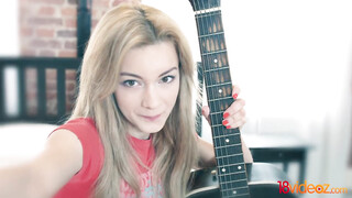 Sonya Sweet popója meghágva