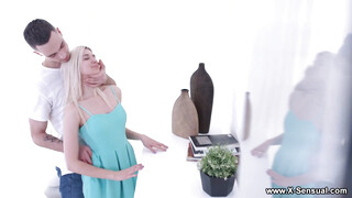X-Sensual - Cornelia Quinn ánuszba rakva