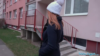 Jenny Manson a izgató orosz kiscsaj - Public Agent