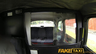 FakeTaxi - Felborotvált fejű punk kiscsaj meghágva