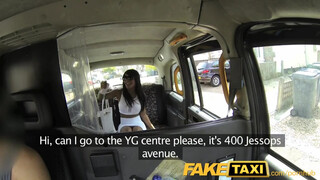 FakeTaxi - Kiki Minaj néger picsája megdugva