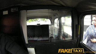 FakeTaxi - méretes tőgyes bige nem akar fizetni