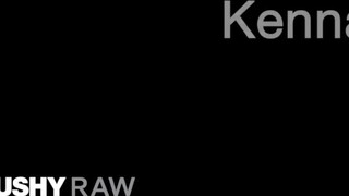TUSHYRAW - Kenna James szűk feneke megkúrva