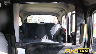 Fake Taxi  - ez a picsa csak a kőkemény kárót szereti