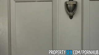 PropertySex - fullos világos szőke ingatlanos kiscsaj