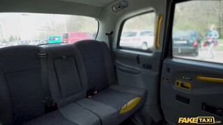 Fake Taxi - Francia escortos kisasszony bekúrva