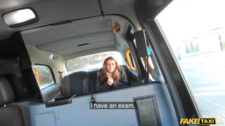 Fake Taxi - 18 éves kiscsaj análba rakva