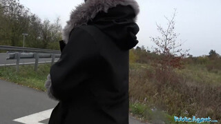Public Agent - Kiki Minaj a brit fiatal kiscsaj