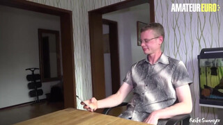 REIFESWINGER - Német milf fiatal krapekkal dug