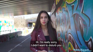 Public Agent - Vanessa Alessia a szuper izgató fiatal hölgyemény