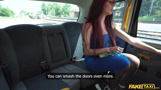 Fake Tax - Yenifer Chacon a szexy latin amerikai milf