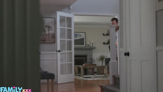 FamilyXXX - Olivia Madison szereti a hatalmas dákót