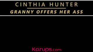 Karups - Cinthia Hunter análba kefélve