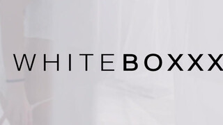 WhiteBoxxx - Vinna Reed a bombázó cseh kisasszony