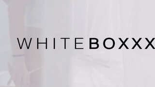 WhiteBoxxx - Luna Corazon a szenvedélyes latin nőci