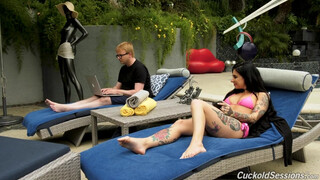 Joanna Angel rendesen meghágva