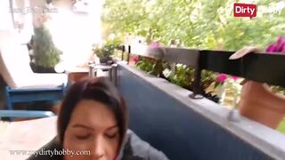 Lara Bergmann forró baletli cumizása megkúrva hatalmas faszal