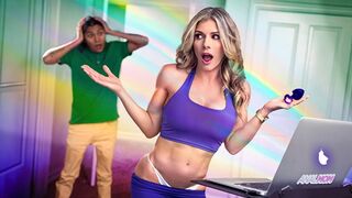 Cory Chase hatalmas seggét a nevelő fiatal hímvessző megdugja